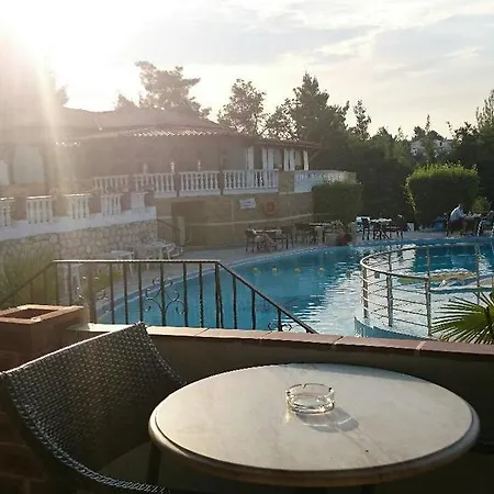 Hotel Kassandra Bay 2*