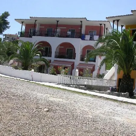 Kassandra Bay
